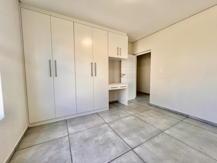 4 Bedroom Property for Sale in Myburgh Park Western Cape